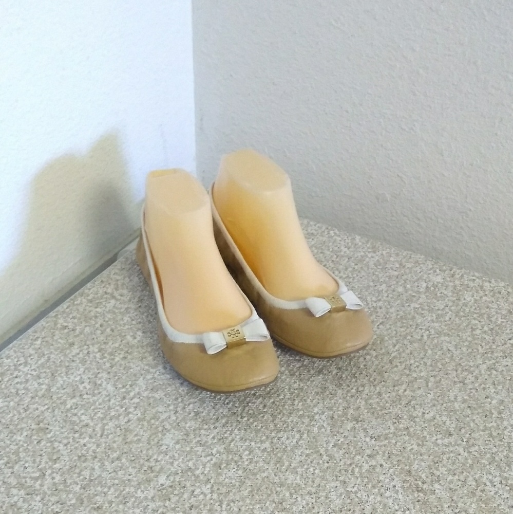Tory Burch Eddie Tan Ballet Flats Shoes